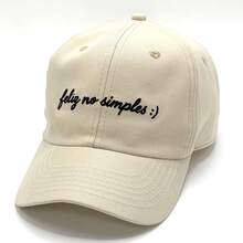 Boné Feliz No Simples Bordado Preto Modelo Dad Hat Premium Unissex Meme Resenha Frase Estilo - Bege - Visão 1