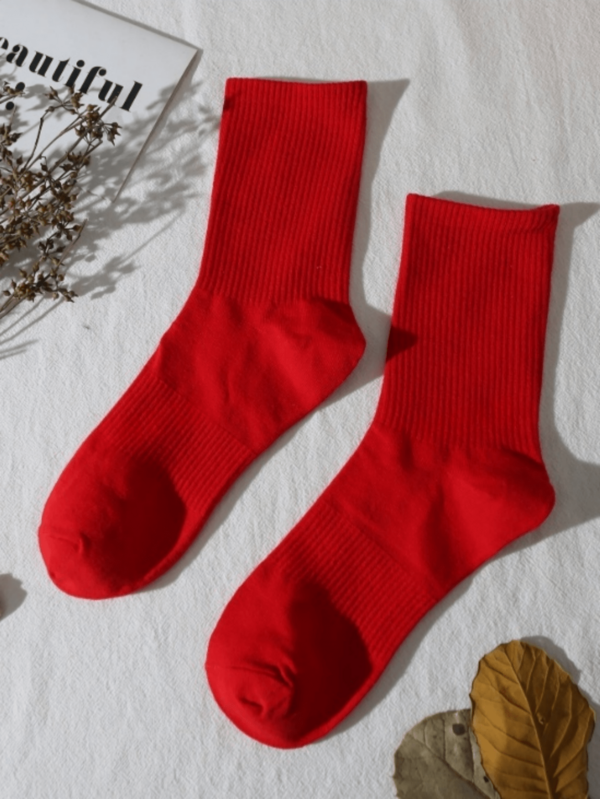 1 Par/2 Pares de Meias Minimalistas Unissex Vermelho Sólido para Skate, Meias Esportivas Estilo INS, Meias Casuais de Cano Médio para Uso Diário