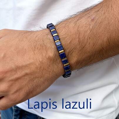 1 chiếc vòng tay nam đá Lapis Lazuli hình vuông, biểu tượng cho khí chất thanh lịch và sức mạnh nội tâm. Vòng tay đá Lapis Lazuli tự nhiên cá tính thời thượng, hoàn hảo cho quý ông. Lý tưởng cho kỳ nghỉ bãi biển, mặc thường ngày và mọi dịp. Lựa chọn quà tặng trang sức đá tự nhiên tốt nhất cho nam giới.