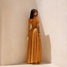 Gabi Dress With Sparkling Tulle And Crossed Side Detail - 駝色 - 查看 3