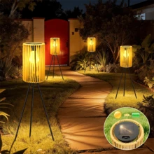 1 pieza Luz solar de piso con trípode para exteriores, luz solar de ratán, luz de porche con altura ajustable, luz de ambiente para patio, camping y fiestas, luz de decoración estilo rural para interiores y exteriores, adecuada para patio, terraza, jardín y decoración de porche - energía solar - Ver 6