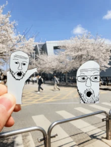 趣味 2入 指向 Soyjaks 迷因壓克力透明卡：創意派對與旅行攝影道具，送給朋友的有趣玩具禮物，與幽默部落客相同風格 - 透明卡片 - 查看 5