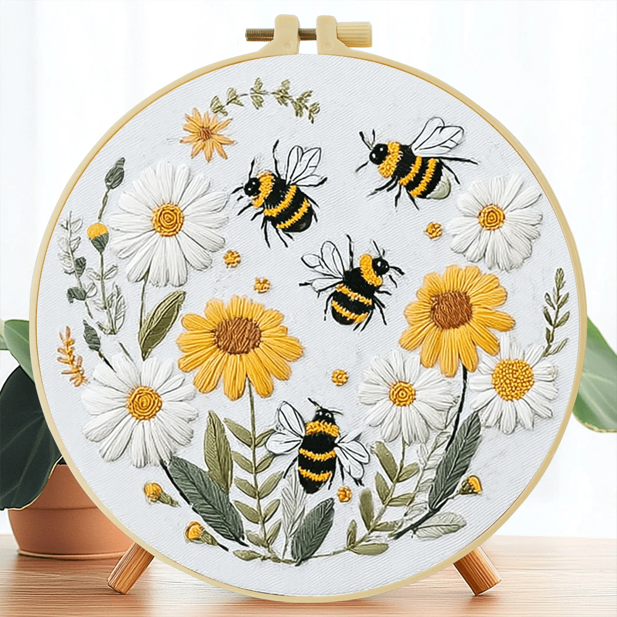 1pc 15*15cm/5.9*5.9in-20*20cm/7.9*7.9in Flower & Bee Embroidery Kit, Adult Beginner DIY Handmade Embroidery Set, Home Decor Gift, Women's Sewing Gift, Includes User Manual, Printed Pattern Fabric, Embroidery Hoop, Needle & Thread