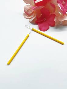 5pcs Yellow Plastic Threader, Extended Non-Slip Handle, Easy Threading. Bright Yellow Appearance, Not Easy To Lose. Universal Metal Guide Suitable For Multiple Needle Types, Smooth Threading, Applicable For Thick And Thin Materials, Suitable For Sewing And Embroidery - Plastic Thread Threader - View 5