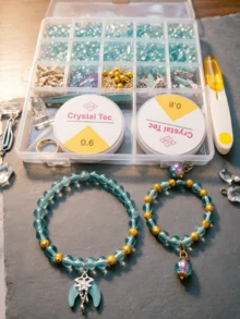 青少年DIY手工串珠手工套裝,製作客製化串珠項鍊與手鍊,可DIY毛絨動物項圈,女孩手工珠寶禮品套裝 - 彩色 - 查看 4