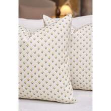 1pc Beige-Yellow Luxury Sofa Cushion Cover, Vintage Floral Jacquard Chenille Fabric, Soft Decorative Pillowcase For Sofa, Bed, Bedroom, Living Room, Cafe, Showroom, Home Decor, Daily And Holiday Occasions, Suitable For All Seasons, Pillow Insert Not Included - Beige-yellow - View 4