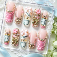 NailLuxe 10 PCS 100% Handmade Reusable Acrylic Square Press-On Nails | Nude Pink American Dollar Print 3D Bow & Rhinestone Bangle Style With Nude Pink & Pink Ombre Bases, 3D Bow, Dollar Print & Multi-Gem - 金色 - 查看 3