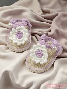 1 Pair Handmade Infant Sandals, Crochet Daisy Flower Design, Yellow & White Color, Pearl Button Detail - Mauve Purple - View 7