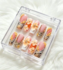 NailLuxe 10 PCS 100% Handmade Reusable Acrylic Square Press-On Nails | Nude Pink & Orange Zebra Print 3D Flower & Rhinestone Bangle Style With Nude Pink, Orange & White Bases, 3D Plumeria/Flower & Rhinestone Embellishments - 橘色 - 查看 1
