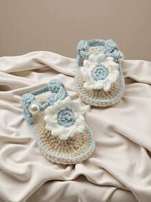 1 Pair Handmade Infant Sandals, Crochet Daisy Flower Design, Yellow & White, Pearl Button Detail - Baby Blue - View 4