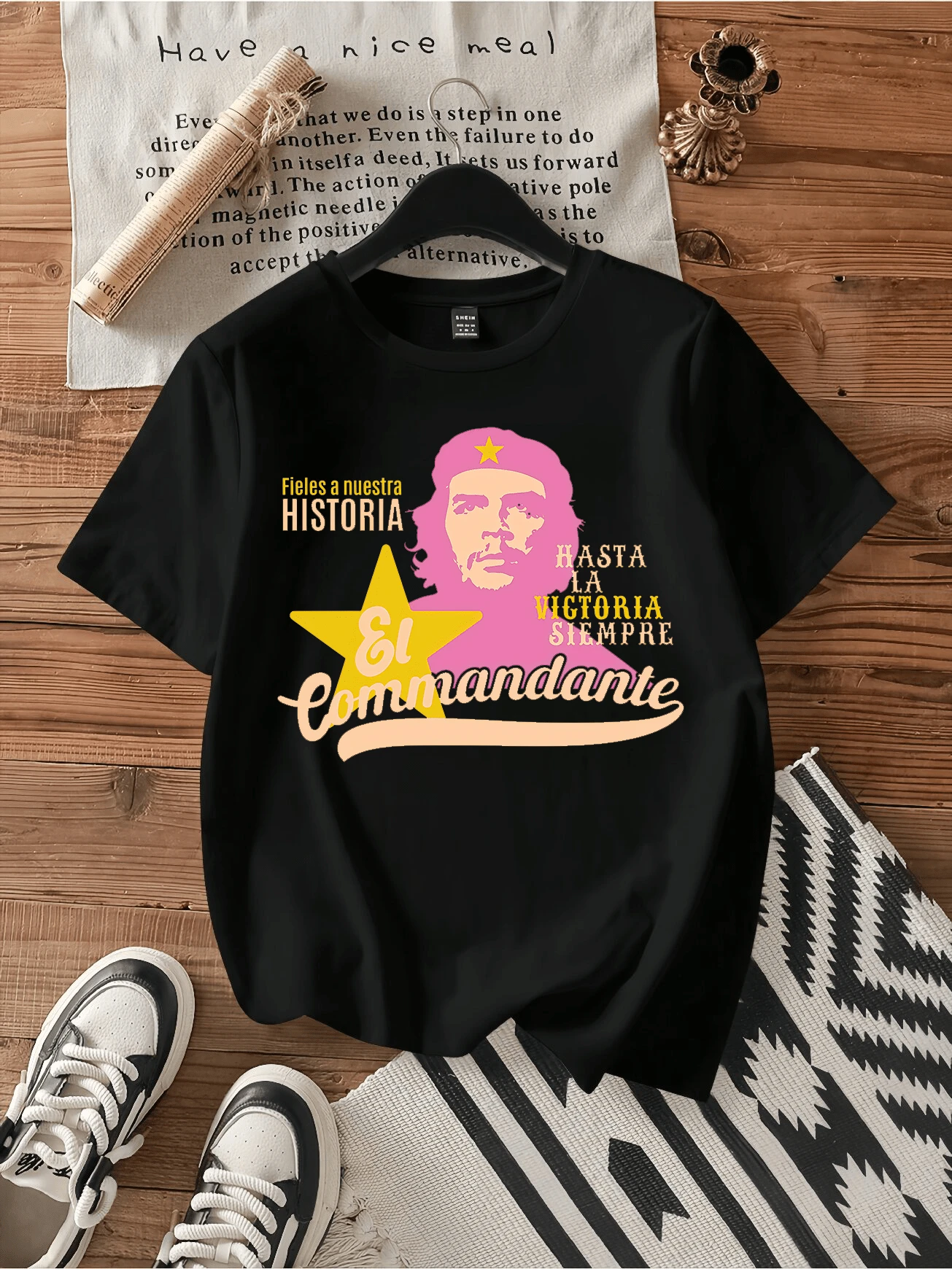 El Commandante Che Guevara Pastel Tee.Vintage Graphic Print Casual Cotton Short Sleeve T-Shirt - Black - View 1