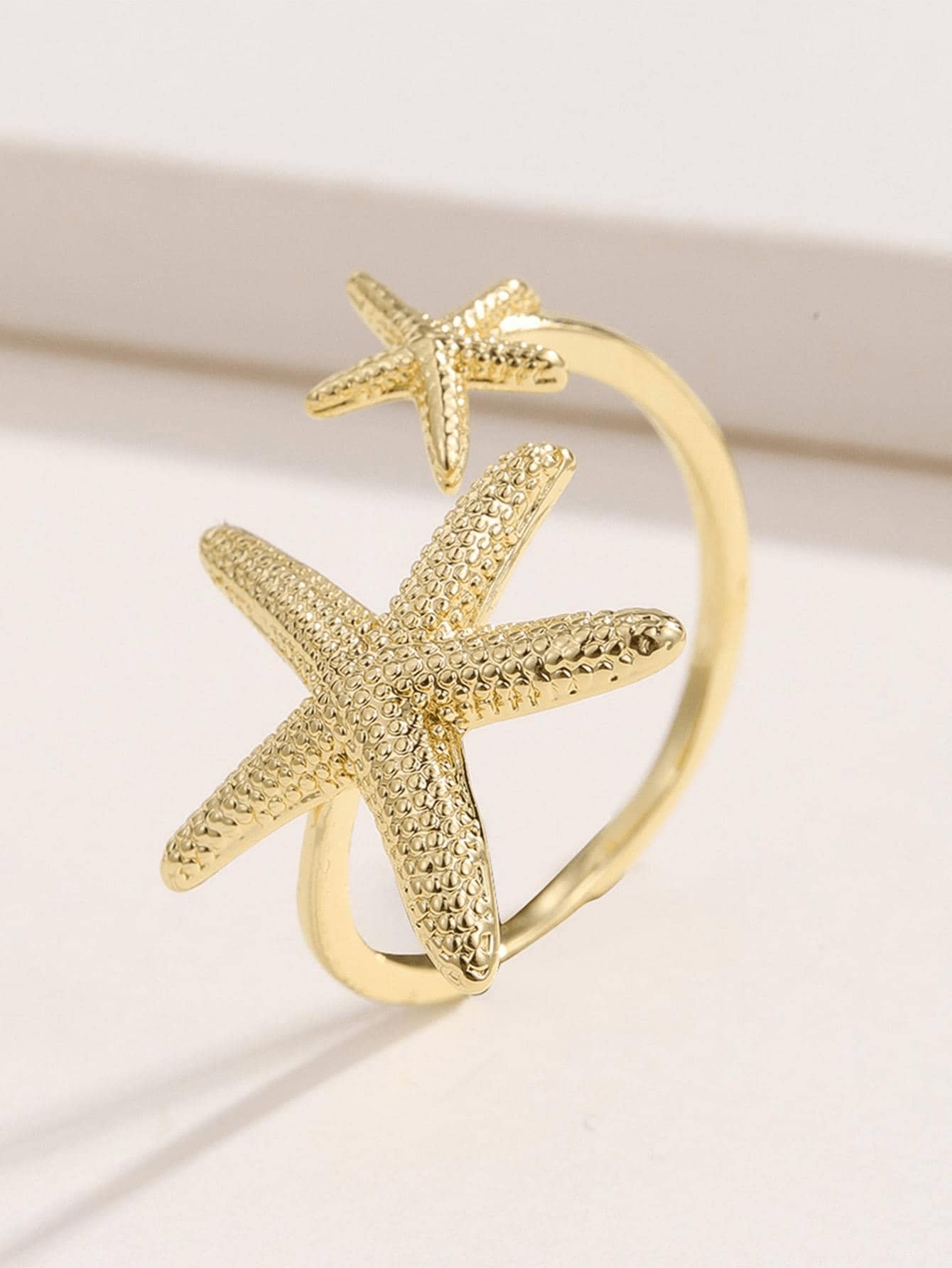 1 pieza Anillo abierto de estrella de mar de cobre, adecuado para mujeres, accesorio de decoración lindo para resort de playa en verano - Amarillo Oro - Ver 1