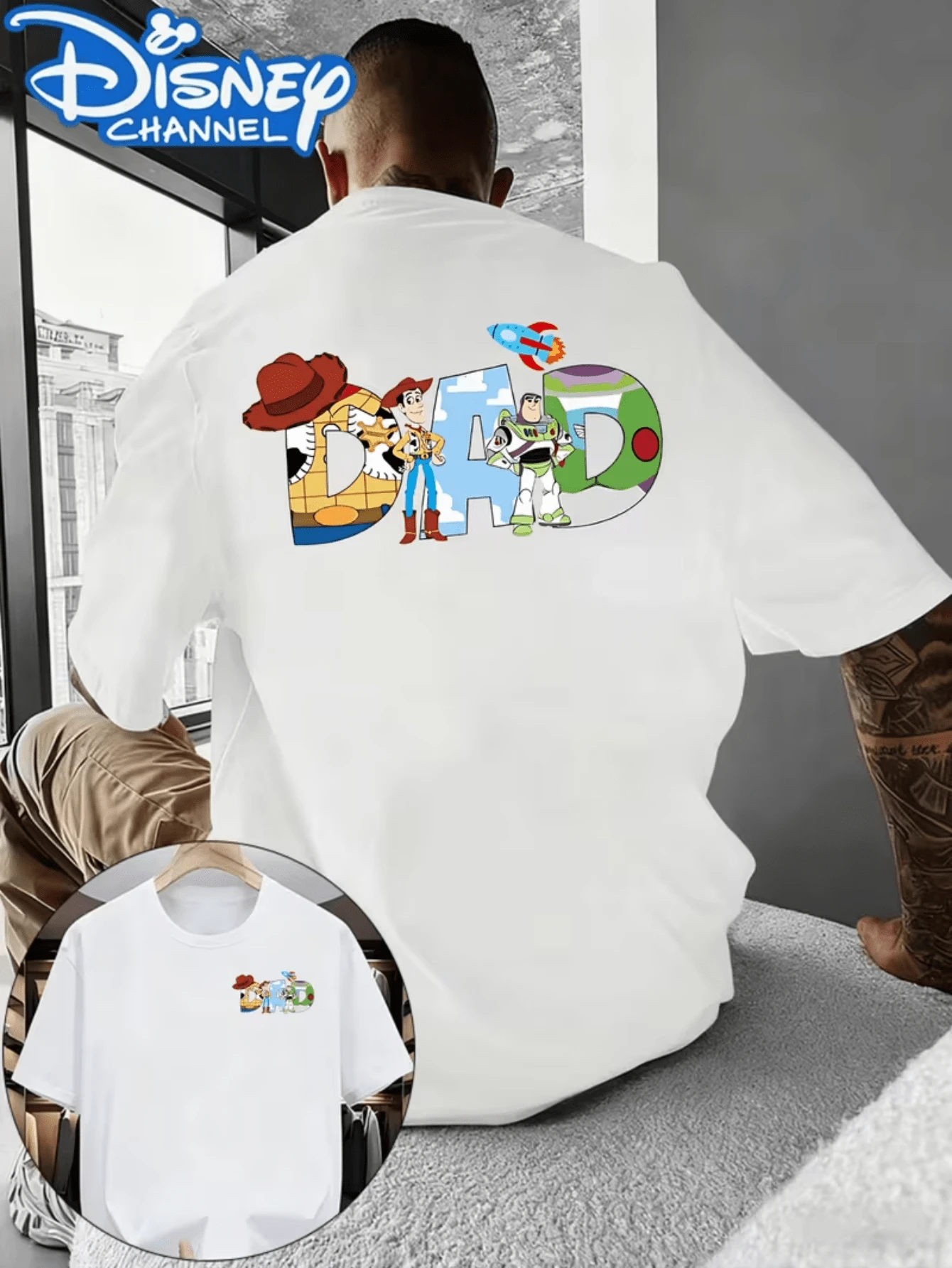 (Disney T Shirts)Disney Toy Story "DAD" Letter Print With Woody And Buzz Lightyear Front Small Logo And Back Dad Life Design 100% Cotton Crew Neck Short Sleeve Graphic Tee Men's Father's Day Casual Everyday Comfortable Top, Mens Clothes, Men, Ropa De Hombre, Summer Clothes, Men Shirts, Graphic Tees, Disney Outfits Men, Graphic Tees, Camisetas Para Hombre, Camisas Para Hombre, Summer Outfits For Men, Father's Day Gift, Perfect Gift For Family And Friends, Which Are Necessary For Birthday Parties, Disney Shirts, Mens Clothes, Summer Clothes, Officially Licensed Disney T-Shirts, Disney Men's And Women's Spring/Summer Fashion Casual Short-Sleeve T-Shirts - 白色 - 查看 1