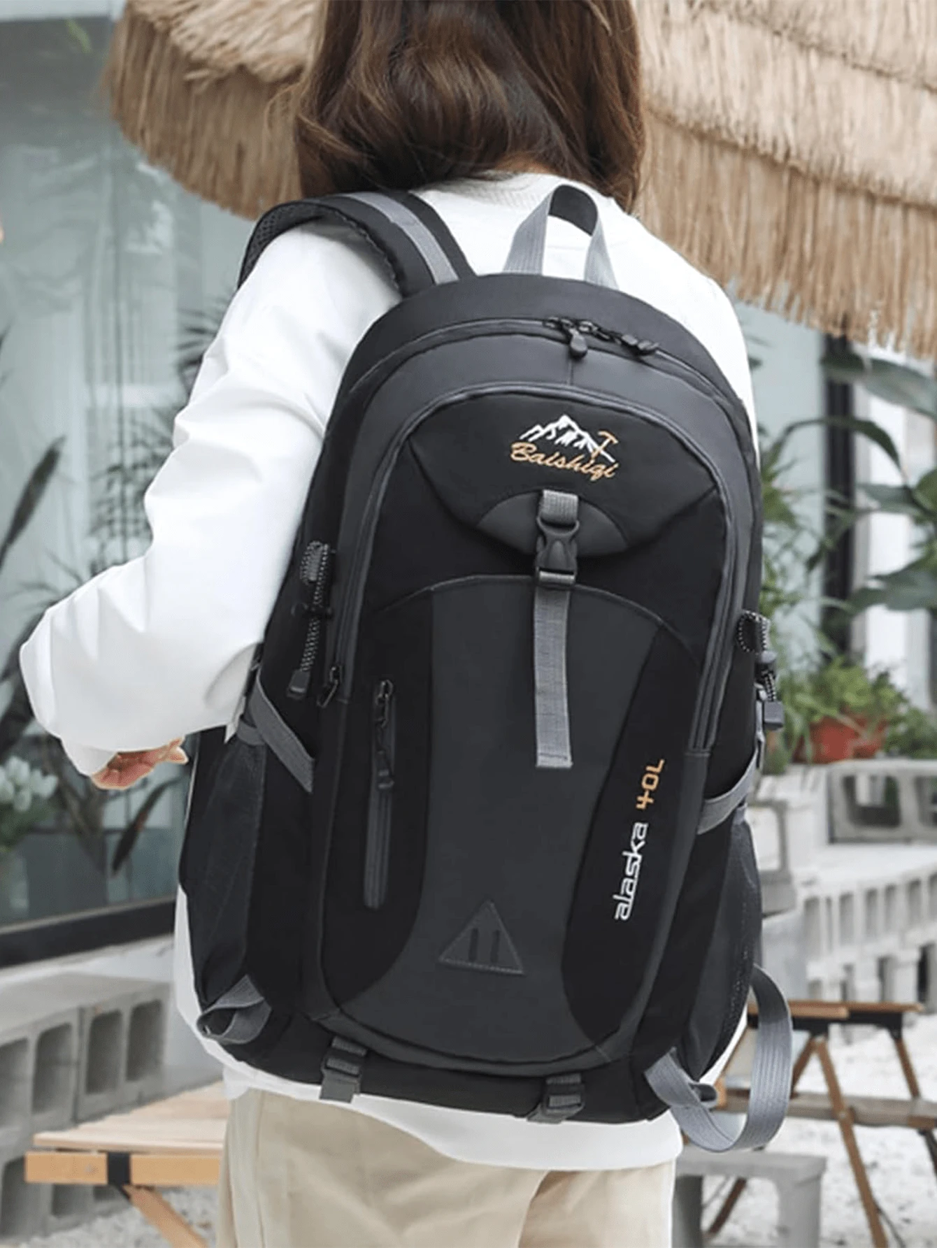 40L大容量多功能背包，男女通用登山背包，適用於學校/登山/露營/旅行/釣魚/攀岩/登山或日常使用