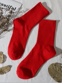 1 Pair 2 Pairs Unisex Couple Socks, Simple Versatile Solid Red, INS College Style Skateboard Socks, Sports Socks, Sister Socks, Mid-Calf Socks, Daily 3/5/10 Pairs - Red - View 2