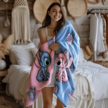 1 chiếc chăn nỉ in họa tiết hoạt hình 2D Stitch & Lilo Dreamcatcher hình nấm chủ đề Disney All-Star, chăn đắp điều hòa - chăn chần bông 100% polyester, in kỹ thuật số - bộ chăn ga thoải mái cho mọi mùa, quà tặng lý tưởng cho bạn bè và gia đình - chăn nỉ mềm - có nhiều kích cỡ, siêu mềm, phù hợp cho sofa/giường, thiết yếu cho mọi mùa - Nhiều màu - Xem 6