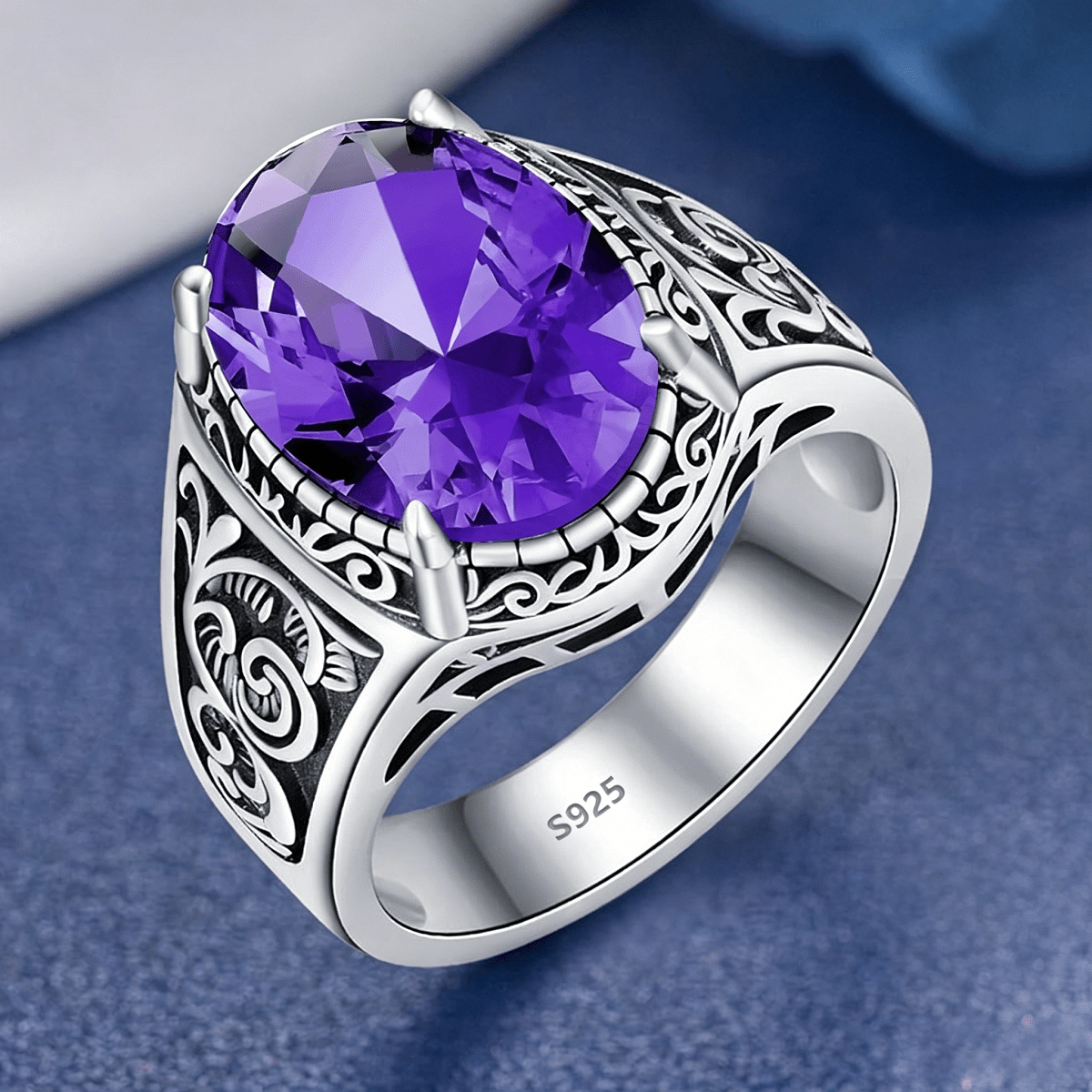 Pieza Anillo de plata de ley 925 con circonita cúbica púrpura incrustada, estilo vintage, diseño tallado con acabado ennegrecido, anillo unisex par