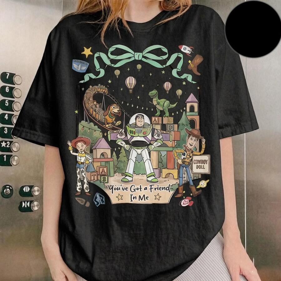 Disney Women's And Men's T-Shirts Classic Toy Story Characters With Bow Printed Oversized T-Shirts, 100% Cotton Retro Short-Sleeved Casual Shirts, And Graphic Printing T-Shirts For Family Park Vacation Matching Outfits - màu đen - Xem 1