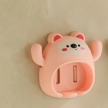 1個壁掛式可愛動物卡通熊牙刷架，創意浴室配件收納架，卡通雙支架設計，適合居家使用，塑膠材質，多色可選，完美適合浴室收納 - 彩色 - 查看 16