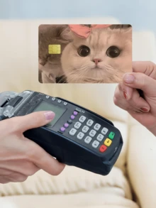 1pc Cute Bow Tie Cat Credit Card Sticker, Adorable Pet Party Birthday Gift, PVC Material Anti-Fingerprint Anti-Scratch Durable Skin, Suitable For Men, Women, Couples, Fits Small Chip Cards, Bank Cards, Credit Cards, Transportation Cards, Student ID Cards For DIY - Type a - View 7