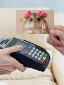 1pc Curly Hair Mouse Credit Card Sticker Protector, Cute Pet Party Birthday Gift, PVC Material Anti-Fingerprint Anti-Scratch Wear-Resistant Skin, Suitable For Men, Women, Couples, Small Chip Card, Bank Card Decorative Sticker, Credit Card, Transportation Card, Student Campus Card DIY - Type a - View 3