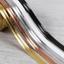 قطعة واحدة 0.78 بوصة * 118.11 بوصة شريط حافة زخرفي من البولي فينيل كلوريد سهل التطبيق ذاتي اللصق، مناسب لغرفة المعيشة والسقف وفجوات الأثاث وحواف الجدران - A - مشاهدة 5