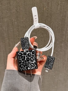 4件組豹紋充電器保護套、數據線收納組 - 20W/18W適配器、適配器頭套，相容於 11/12/13/14/15/16/13 Pro Max/16 Pro Max/17 Pro Max/15 Pro Max - 黑色 - 查看 4