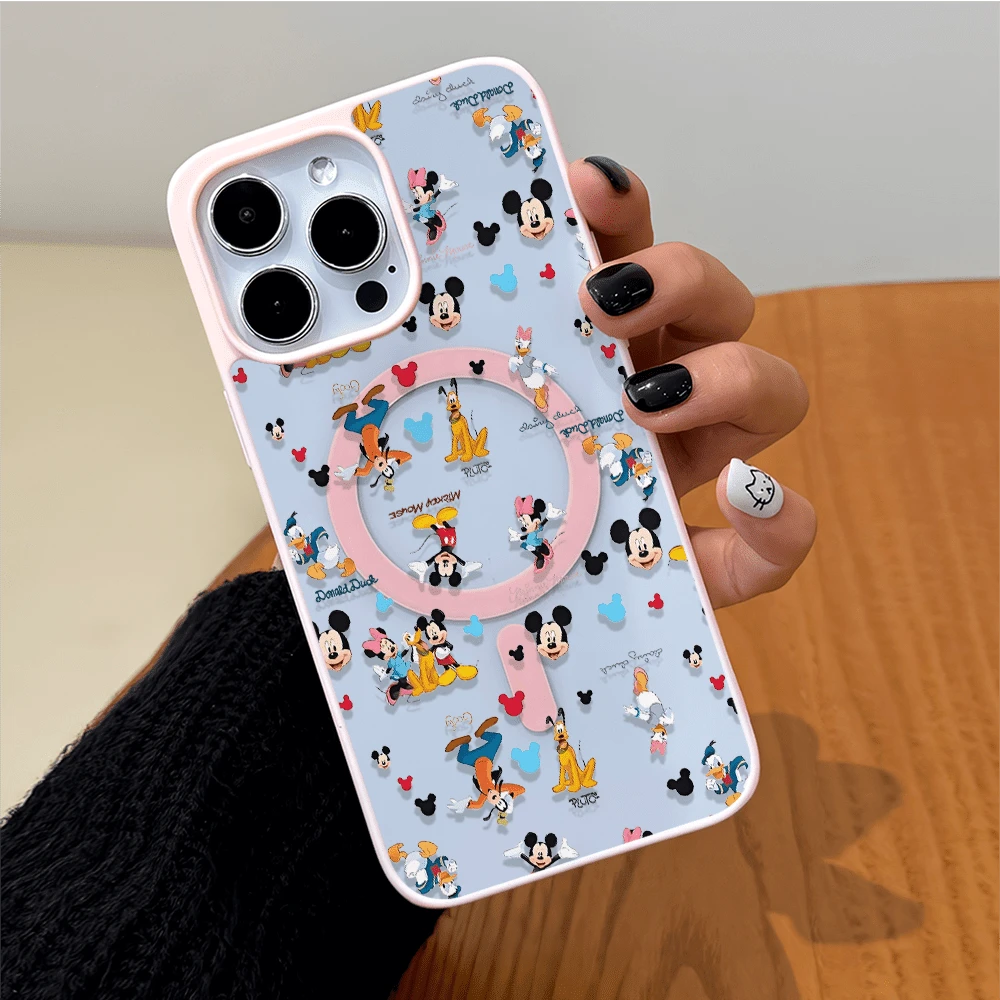 Disney. What Fun Patterned Phone Case Featuring Beloved Cartoon Characters Including Mickey Mouse And Frids What Designed For 17, 16, 15, 14, 13, 12, And 11 Pro Models With Shockproof Protection Perfect Gift For Birthdays Holidays And Special Occasions. Holiday Accessories. - 白色 - 查看 1