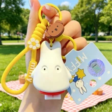 MIFFY 月光派對鑰匙圈 - 正版授權飾品，採用夢幻星空設計。其精緻的夜晚美學使其成為包包或鑰匙的完美配件，適合禮物、節日和派對。 - 白色 - 查看 9