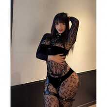 女士内衣，长袖镂空高弹蕾丝连体裤，适合派对、夜店、约会、演出、蜜月之夜等场合 - 可搭配性感丝袜和紧身裤 - 黑色 - 查看 2
