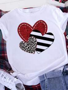 Corazones entrelazados en tonos rojos con costuras visibles combinados con estampado animal y franjas blancas y negras que transmiten amor y fuerza camiseta de mujer casual - Blanco - Ver 8