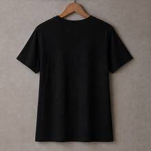 Playera para mujer con estampado de ojo protector y estrellas, camiseta dama manga corta cuello redondo, blusa casual femenina, ropa cómoda para outfit urbano y alternativo, playera gráfica juvenil, top con diseño místico de luna y flores, camiseta para jeans falda pantalón o short, blusa para uso diario salidas y viajes, regalo original para mujer, tallas chica mediana grande, diseño llamativo - Negro - Ver 5
