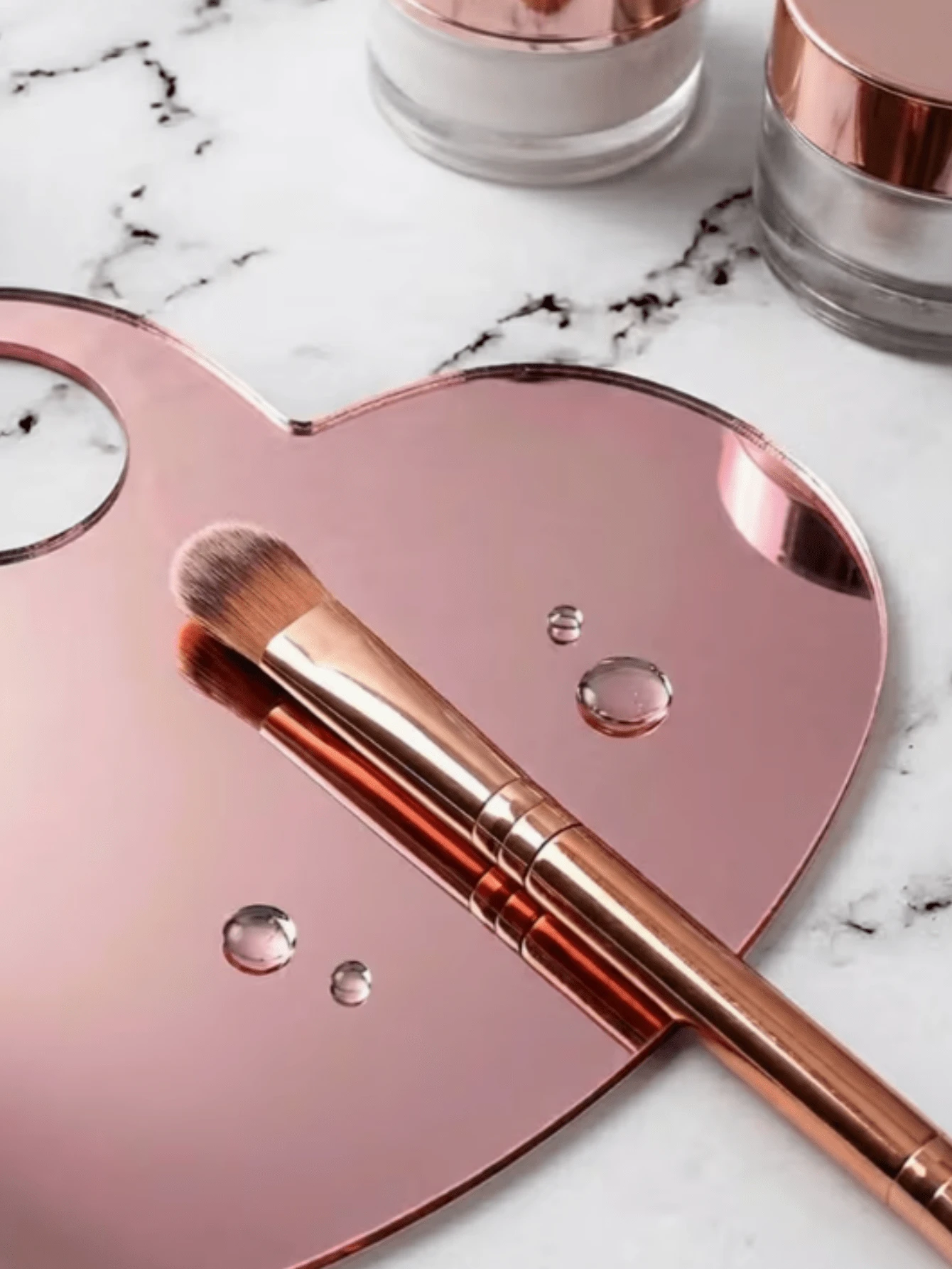 1pc Reusable Transparent Acrylic Makeup Mixing Palette, Clear Cosmetic Mixing Tray, Suitable For Foundation And Concealer, Hygienic Mixing Plate For Liquid And Cream Makeup, Portable Makeup Palette, Suitable For Daily And Special Occasion Makeup, Salon And Home Use - Multicolor - View 1