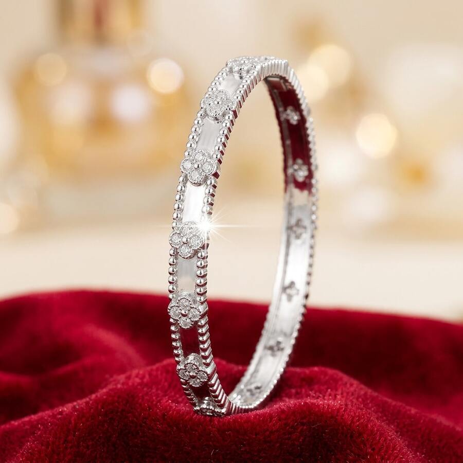 1pc Fashion Four-Leaf & Five-Leaf Flower Arrangement Design Cubic Zirconia Inlaid Women Bracelet, Valentine's Day Gift - Multicolor - View 1