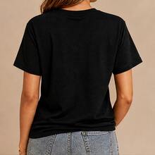 Playera para mujer con estampado de zorro y hojas de otoño, camiseta femenina manga corta cuello redondo, blusa casual para dama, ropa cómoda para entretiempo y uso diario, playera gráfica juvenil, top con diseño de bosque, camiseta bonita para outfit con jeans leggings o falda, blusa para paseo escuela oficina y casa, regalo para mujer amante de animales, tallas varias, diseño cálido - Negro - Ver 3