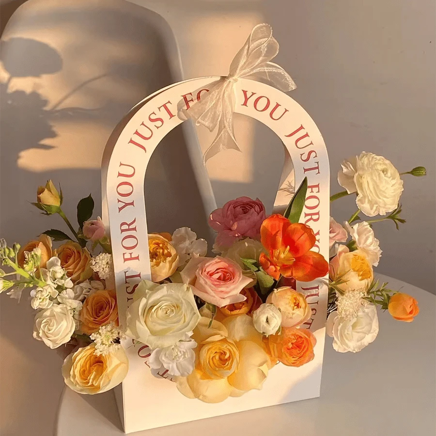 5 conjuntos de caixas de embalagem para bouquet de mão para o Dia da Mãe e Dia de São Valentim, sacos de cesto de flores vazados, caixas de embalagem de material DIY para bouquet feito à mão, sacos de transporte para embalagem de bouquet