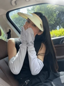 1對夏季防曬寬鬆冰絲袖套 馬蹄袖 駕駛手套 女款UV防曬手臂護套 騎單車冰絲袖 慢跑防曬手套 沙灘防曬手套 可水洗 - A - 查看 3