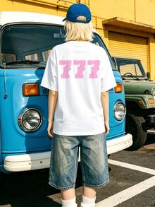 Camiseta de manga corta con cuello redondo suave y casual para mujer, el estampado gráfico del número de la suerte 777 en rosa combina con los atuendos de primavera y verano. - Blanco - Ver 1