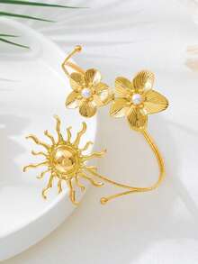 1pc New Fashion Niche Design Women's Sunflower Arm Cuff For Daily Wear - Gold - View 3