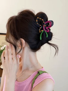 1pc Women's Contrast Color Butterfly Hair Claw Clip, Hollow Design, Strong Grip, Suitable For Spring/Summer, Daily Commute, Travel, Afternoon Tea Summer Hair Accessories Vacay Hair Clips - Red and Green - View 5