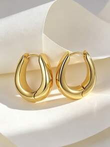 Charm-In 18K Gold Plated Thick C-Shaped Hoop Earrings, Chunky Polished Huggie Hoops, Minimalist Jewelry For Women - Gold - View 4