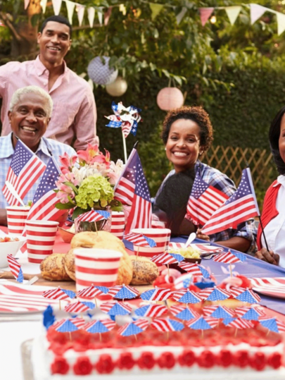 1/50/100pcs American Flag Drink Umbrellas, July 4th Independence Day Cocktail Umbrellas, Decorative Cocktail Umbrellas With Wooden Toothpick Handles, Suitable For Appetizers, Patriotic Theme Parties, Cupcake Decorations, American Theme Party Supplies