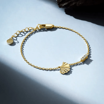  Armani Ginkgo Series, Ginkgo Theme Design, Minimalist Luxury Versatile Women's Zirconia Brass Bracelet, Gold