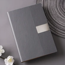 Ensemble de cahiers personnalisables - Gravure personnalisée disponible | 6 options de couleurs élégantes | Idéal pour la tenue de journal, la planification et les notes quotidiennes | Cadeau parfait pour les étudiants, les professionnels et les amateurs de papeterie, fournitures scolaires pour la rentrée - Livre à gros boutons métalliques - Voir 13
