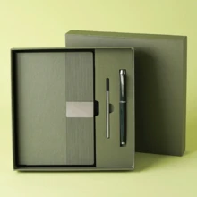 Ensemble de cahiers personnalisables - Gravure personnalisée disponible | 6 options de couleurs élégantes | Idéal pour la tenue de journal, la planification et les notes quotidiennes | Cadeau parfait pour les étudiants, les professionnels et les amateurs de papeterie, fournitures scolaires pour la rentrée - Livre à gros boutons métalliques - Voir 12
