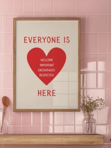 1 pièce Bienvenue à tous ! Matériau imprimé, affiche de diversité et d'inclusion, cœur rouge vif sur fond beige, transmettant le message "Tout le monde est le bienvenu". Décoration pour conseiller scolaire, art mural pour salle de thérapie, encadré ou non encadré - Affiche de citation - Voir 1
