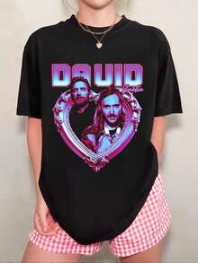 Unisex T-Shirt Featuring A Portrait Of David Guetta In A Pink And Purple Heart Frame, Versatile Neutral Style - 黑色 - 查看 7