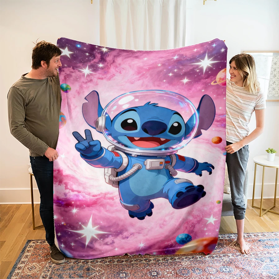 Disney 1件輕奢風史迪仔花卉星空迪士尼全明星主題法蘭絨印花毯,空調蓋毯 - 100%聚酯纖維針織絎縫毯,數位印花 - 舒適床上用品適用於四季,適合午睡、露營、旅行 - 送給朋友和家人的理想禮物,舒適法蘭絨毯 - 多種尺寸可選,超柔軟,適用於沙發/床,四季必備,適合沙發日常休息 - 彩色 - 查看 1