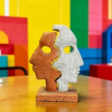 Puzzle facial bicolore décoratif, sculpture de visage abstrait en résine, ornement de bureau d'art moderne, décoration d'intérieur créative et esthétique pour le salon, la chambre, le bureau, cadeau de décoration d'intérieur à la mode - Multicolore - Voir 6
