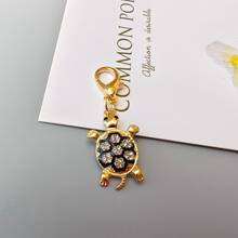 1/12/24/50pcs Fashionable Turtle Keychain Pendant, Rhinestone Turtle Keychain, Ocean Theme Alloy Keychain Pendant, Bag Decoration Accessory, Realistic Ocean Animal Creative Pendant, Shiny Keychain, Suitable For Backpack, Wallet, Phone, Earphones, Car Keys, Fashion Women Must-Have, Unique Birthday Gift, Holiday Gift, Party Gift, Mother's Day Gift, Vacation Gift, Wedding Gift, Back To School Gift - Multicolor - View 3